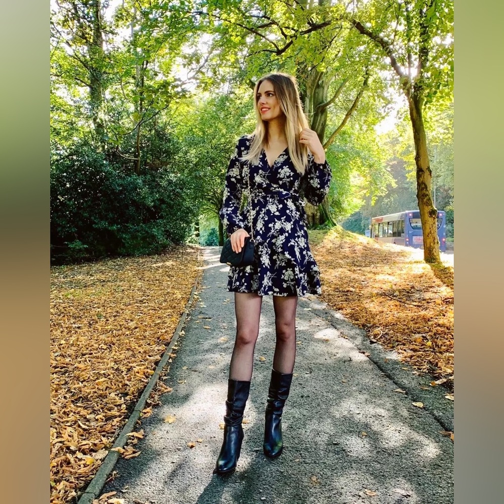 Shein Surplice Neck Navy Blue Floral Long Sleeve Flowy Ruffle Hem Midi Dress S